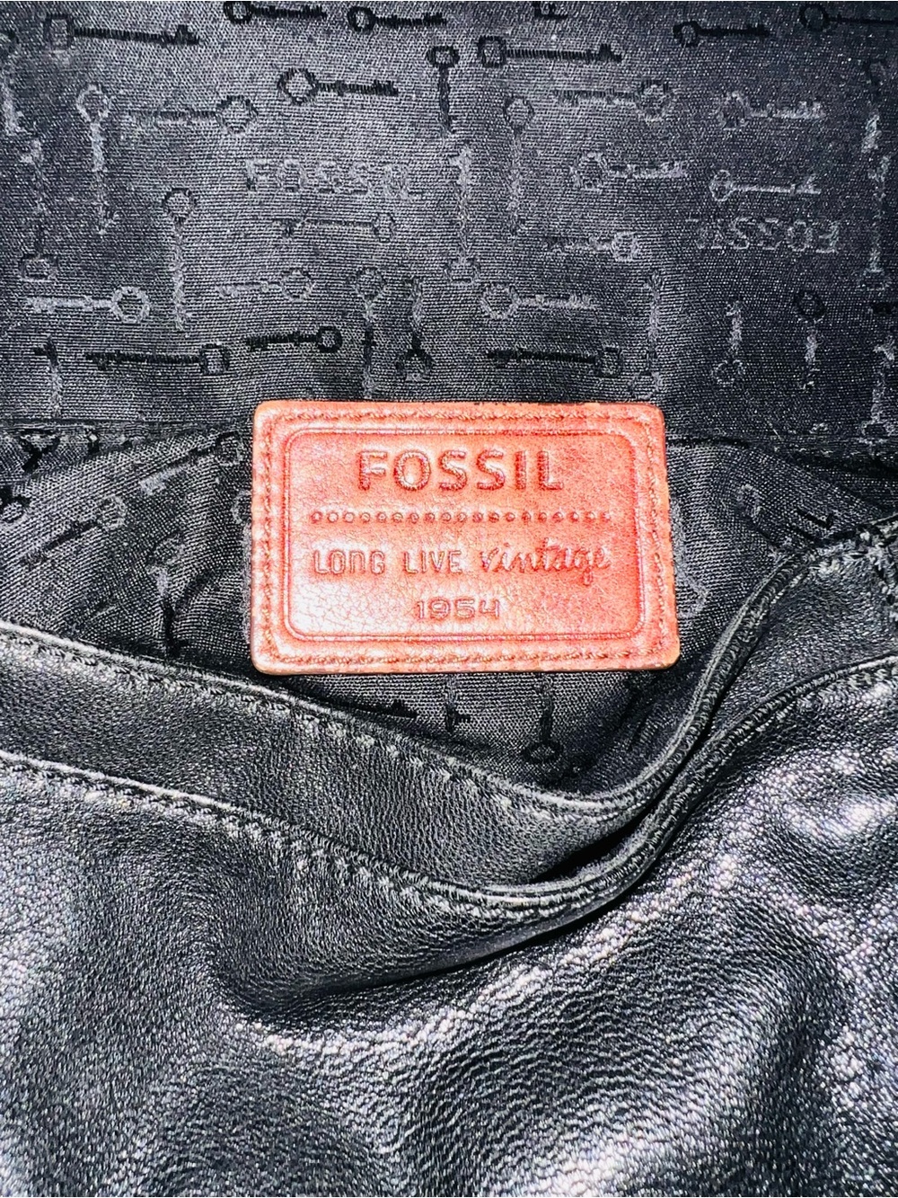 Fossil  Long Live Vintage Turn Lock Crossbody Flap Bag. - Picture 5 of 6